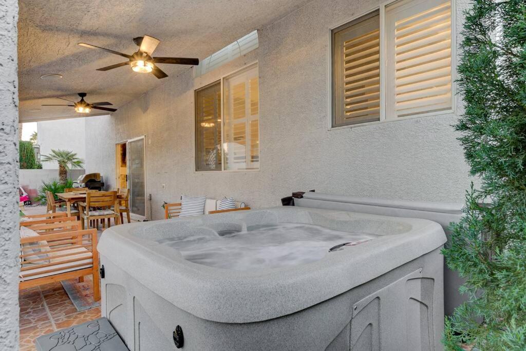 Beautiful 5Br W/King Beds, Pool & Hot Tub, Games Villa Las Vegas Dış mekan fotoğraf